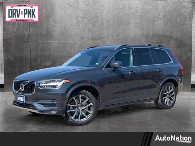 2017 Volvo XC90 Momentum AWD photo