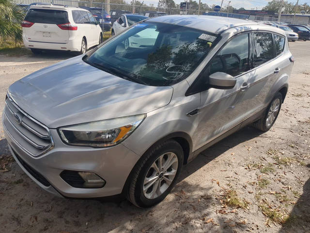 2017 Ford Escape SE FWD photo