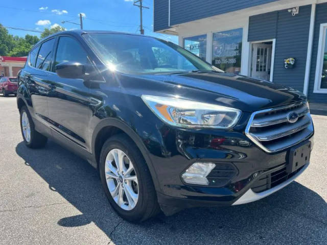 2017 Ford Escape SE 4WD photo