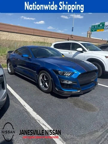 2017 Ford Mustang GT Premium RWD photo