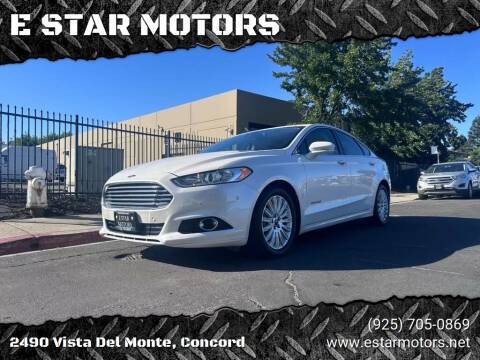 2016 Ford Fusion SE Hybrid FWD photo