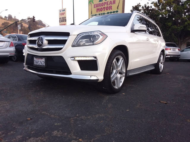 2015 Mercedes-Benz GL-Class GL 550 AWD photo