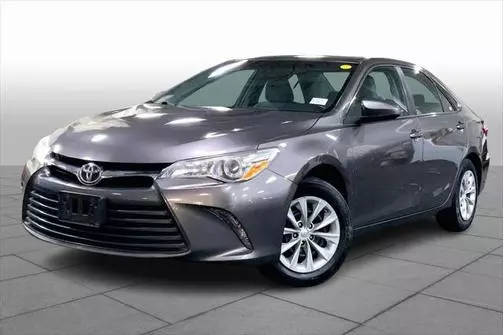 2017 Toyota Camry LE FWD photo