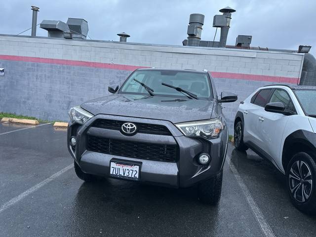 2016 Toyota 4Runner SR5 4WD photo