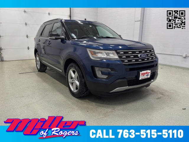 2017 Ford Explorer XLT 4WD photo