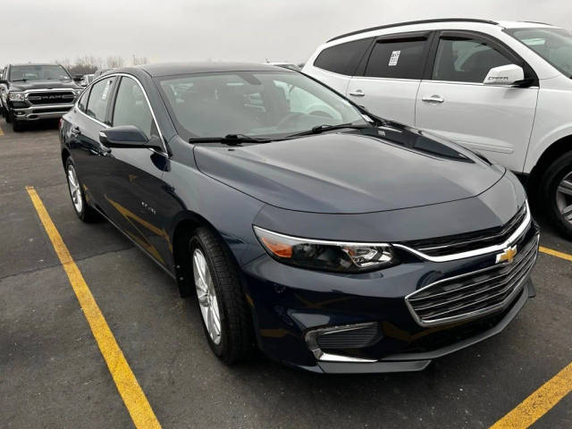 2016 Chevrolet Malibu LT FWD photo