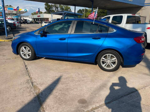2016 Chevrolet Cruze LT FWD photo