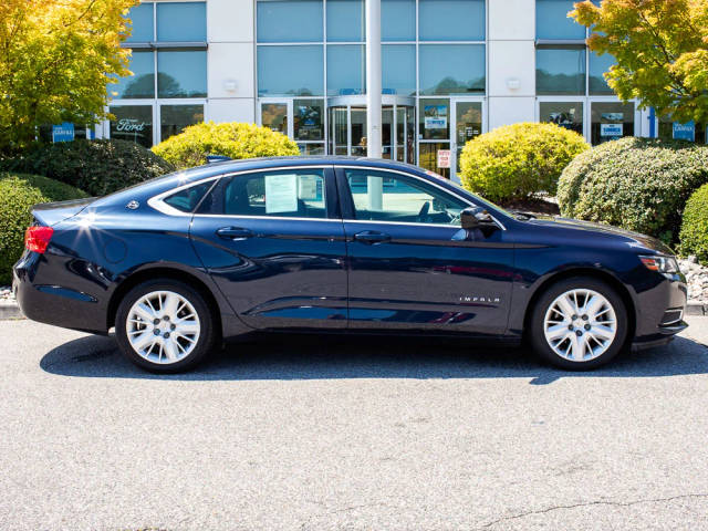 2017 Chevrolet Impala LS FWD photo