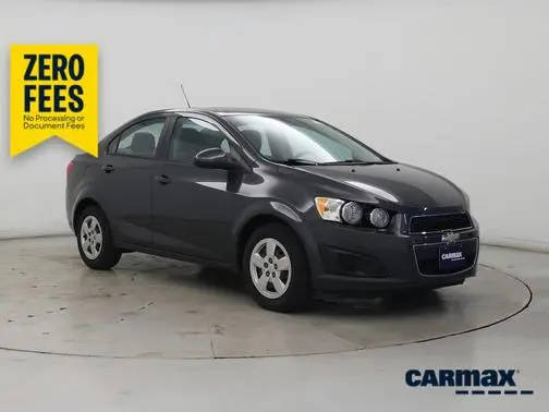 2016 Chevrolet Sonic LS FWD photo