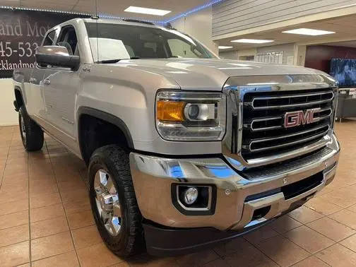 2016 GMC Sierra 2500HD SLT 4WD photo