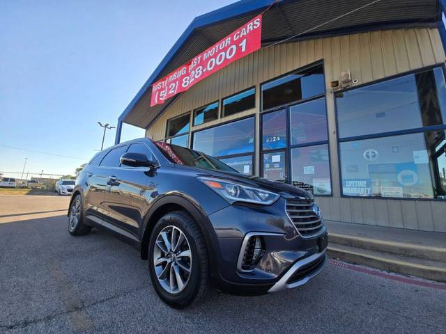 2017 Hyundai Santa Fe SE FWD photo