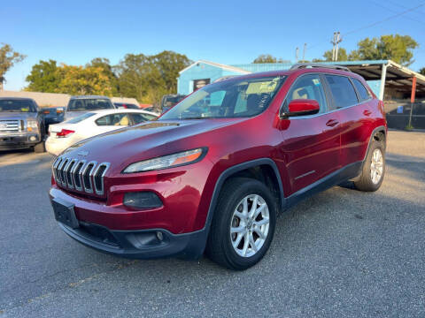 2016 Jeep Cherokee Latitude FWD photo