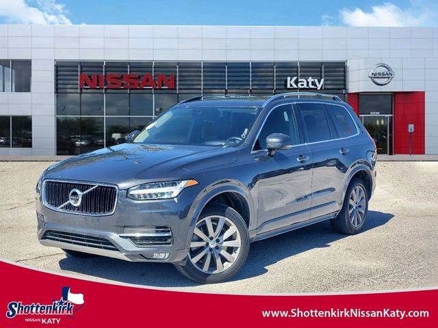 2017 Volvo XC90 Momentum AWD photo