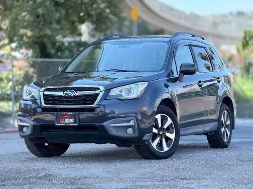 2017 Subaru Forester Limited AWD photo