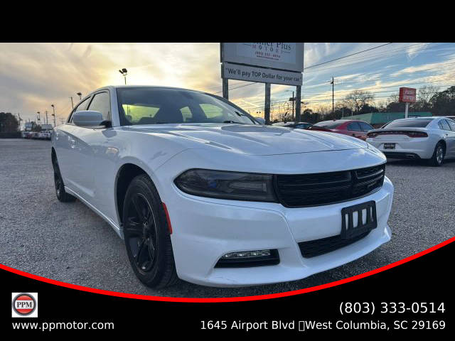 2016 Dodge Charger SXT RWD photo