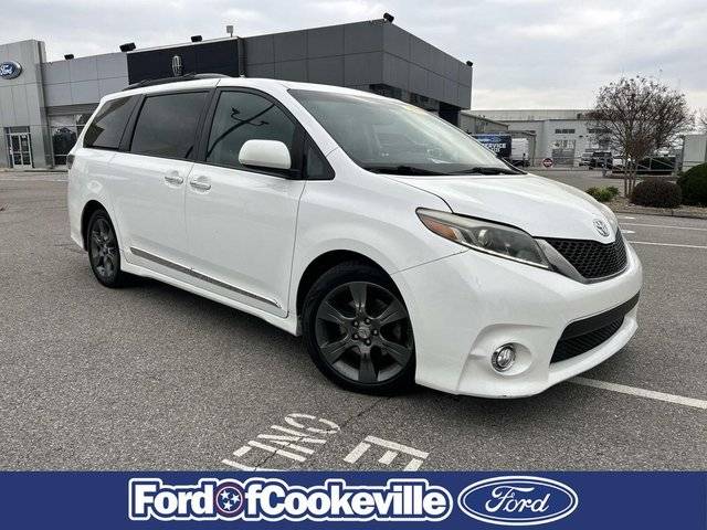 2016 Toyota Sienna SE FWD photo