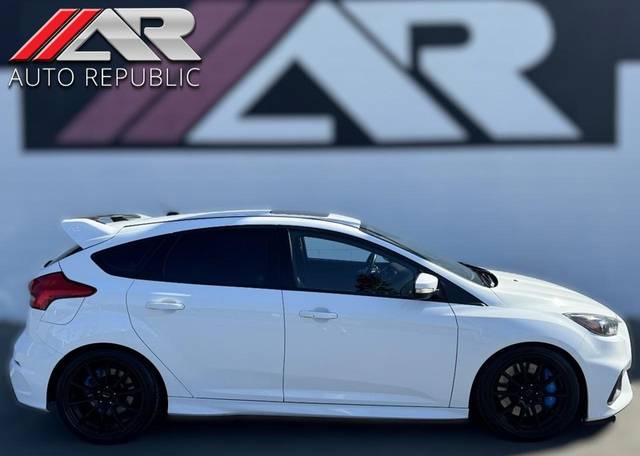 2016 Ford Focus RS AWD photo