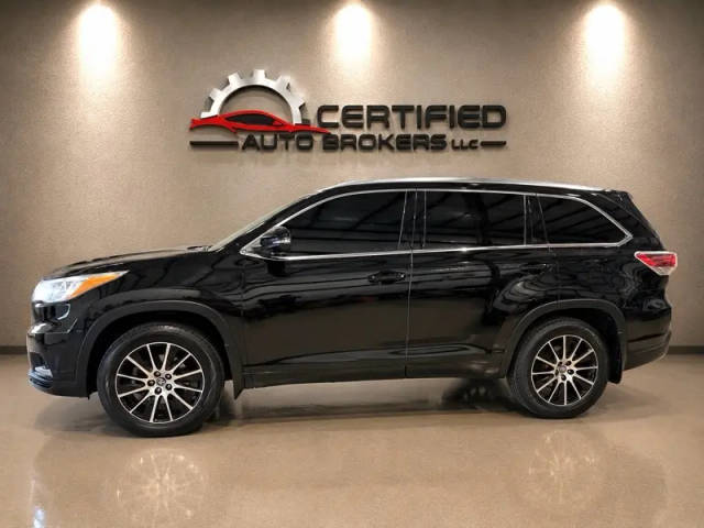 2016 Toyota Highlander Limited AWD photo