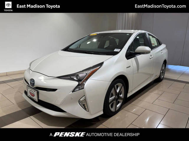 2016 Toyota Prius Four Touring FWD photo