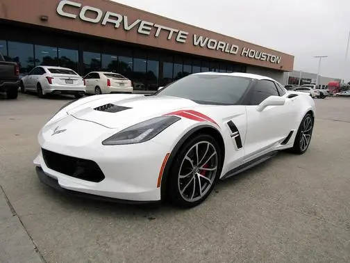 2017 Chevrolet Corvette Grand Sport 2LT RWD photo