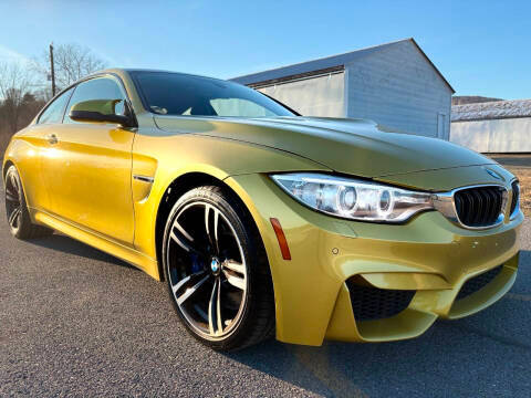 2015 BMW M4  RWD photo