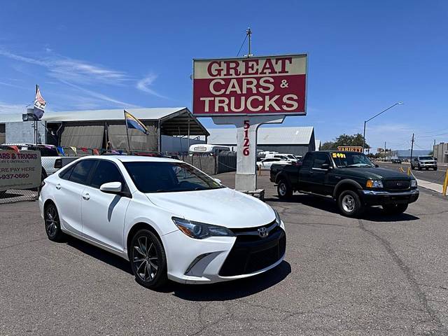 2017 Toyota Camry XSE FWD photo