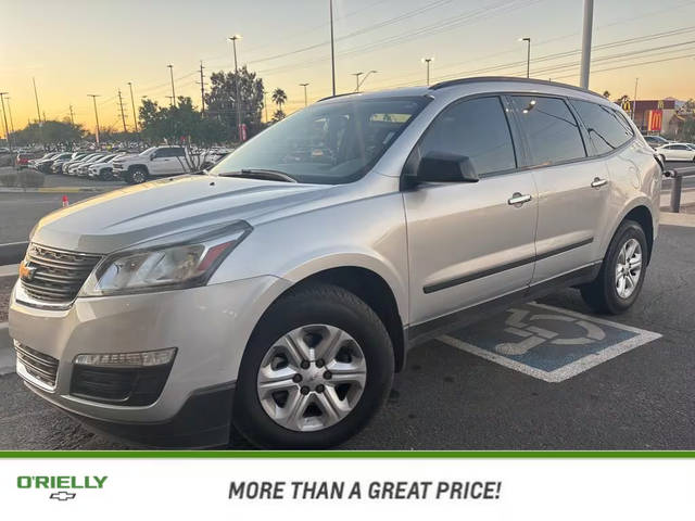 2017 Chevrolet Traverse LS FWD photo