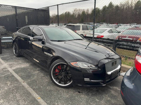 2016 Jaguar XJ XJL Supercharged RWD photo