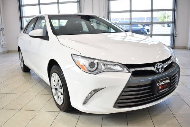 2017 Toyota Camry LE FWD photo