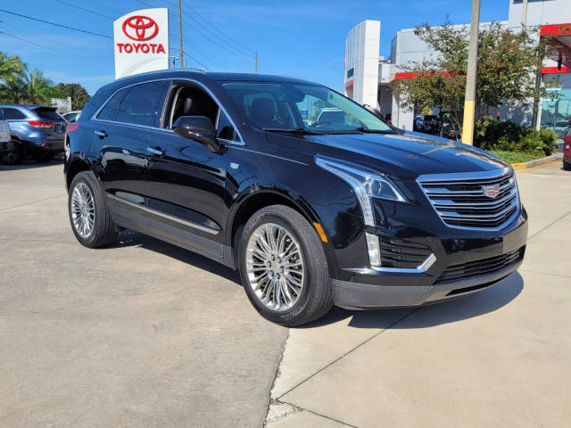 2017 Cadillac XT5 Luxury FWD FWD photo