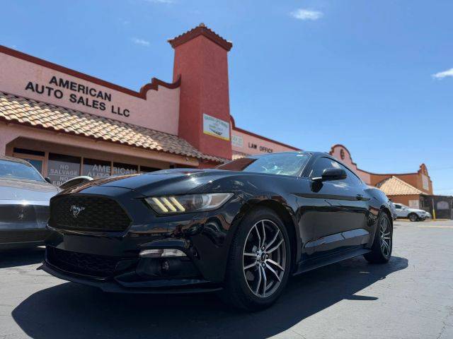 2017 Ford Mustang EcoBoost Premium RWD photo