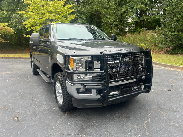 2017 Ford F-250 Super Duty XLT 4WD photo