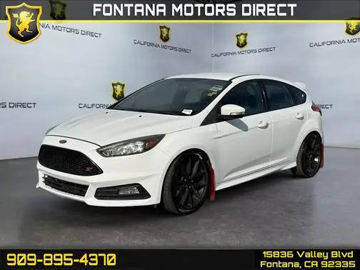 2016 Ford Focus ST FWD photo