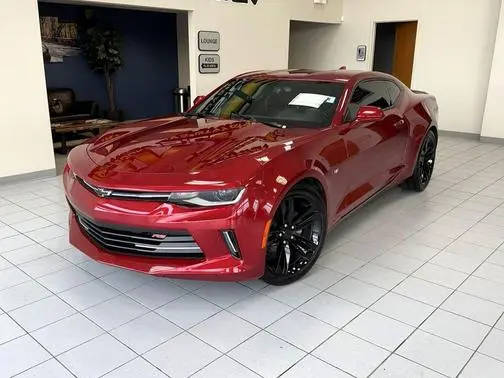 2017 Chevrolet Camaro 1LT RWD photo