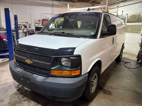 2017 Chevrolet Express Cargo  RWD photo