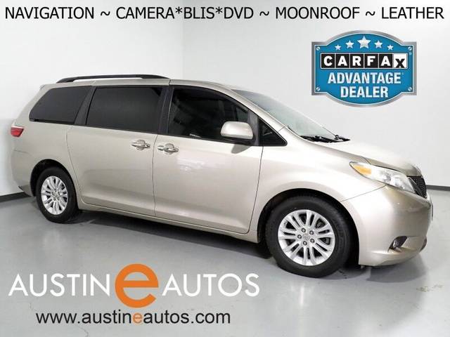 2016 Toyota Sienna XLE Premium FWD photo