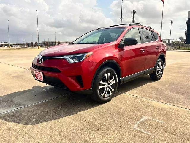 2016 Toyota RAV4 LE FWD photo