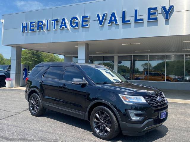 2017 Ford Explorer XLT 4WD photo