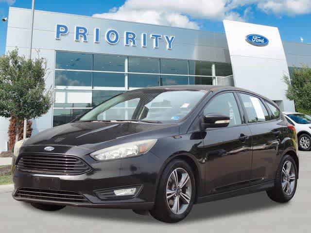 2016 Ford Focus SE FWD photo
