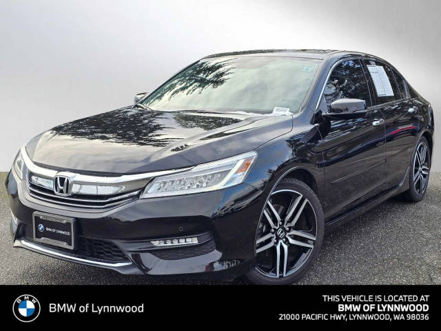 2017 Honda Accord Touring FWD photo