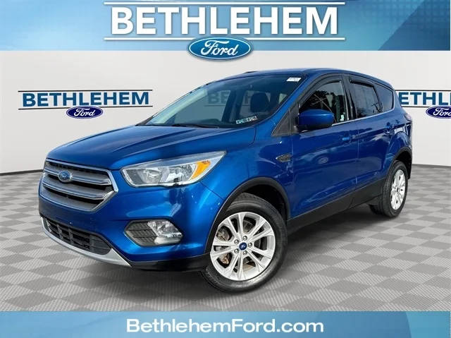 2017 Ford Escape SE 4WD photo