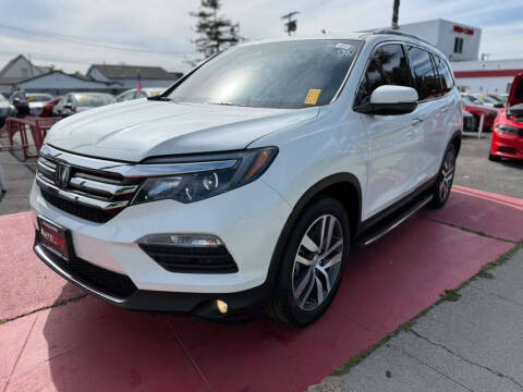2016 Honda Pilot Elite AWD photo