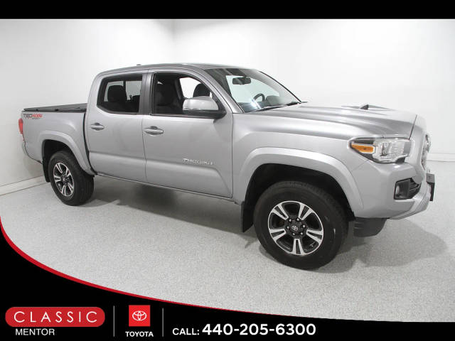 2016 Toyota Tacoma SR5 4WD photo