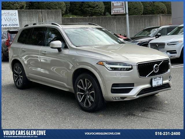 2017 Volvo XC90 Momentum AWD photo