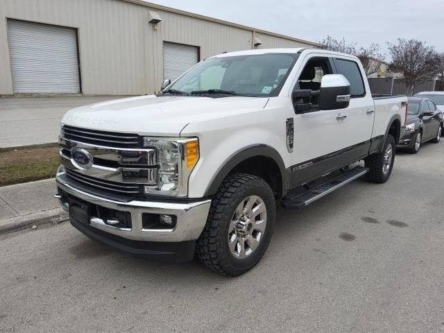 2017 Ford F-250 Super Duty Lariat 4WD photo