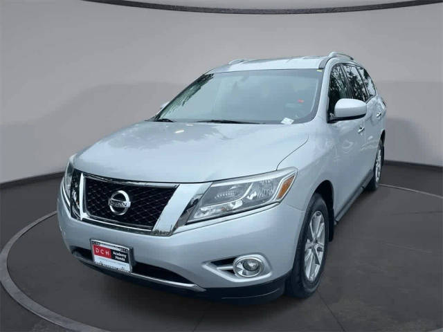 2016 Nissan Pathfinder SV 4WD photo