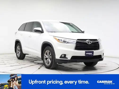 2016 Toyota Highlander LE Plus AWD photo