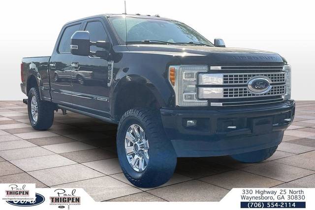 2017 Ford F-250 Super Duty Platinum 4WD photo