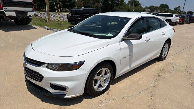 2016 Chevrolet Malibu LS FWD photo