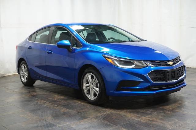2016 Chevrolet Cruze LT FWD photo